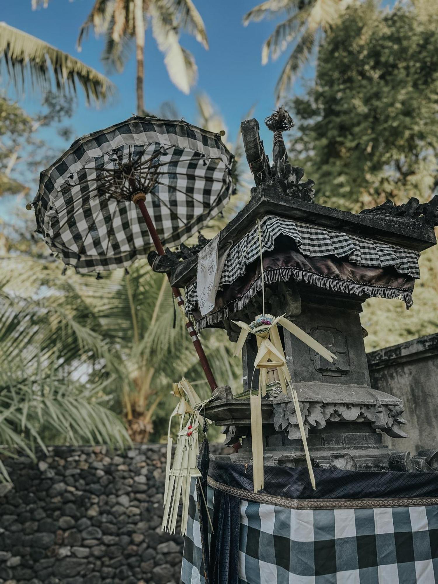 The Kirana Tembok Hotel Tejakula Luaran gambar